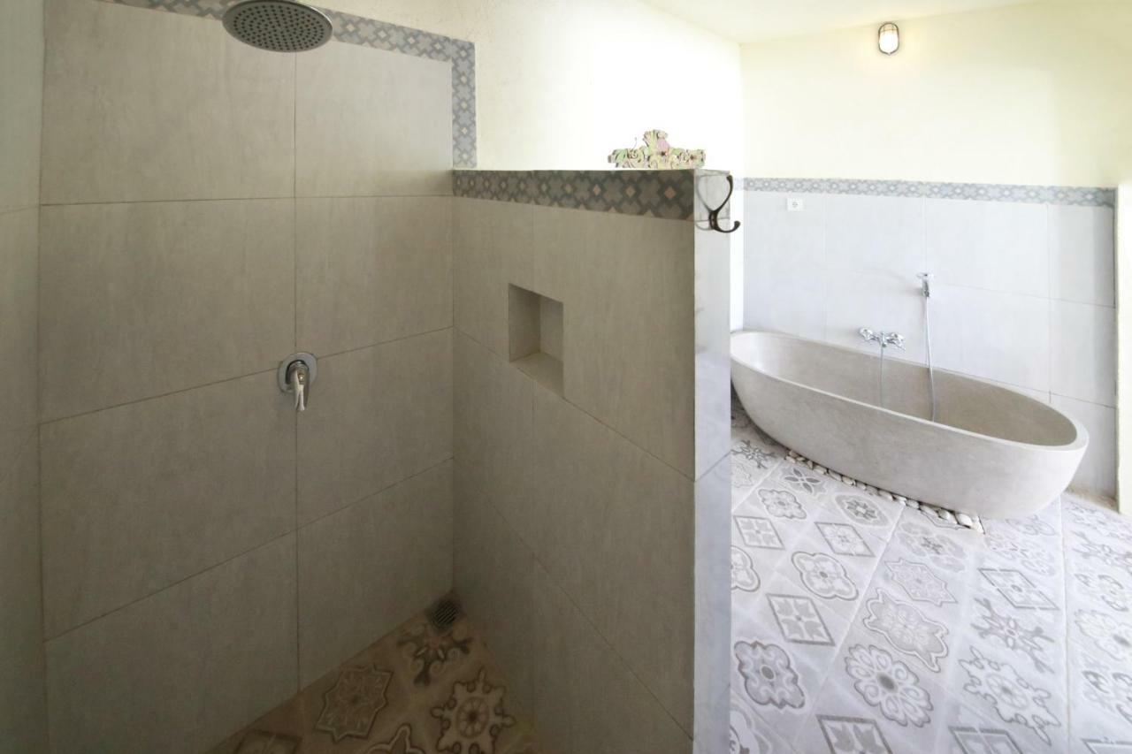 Mango Villa Amed